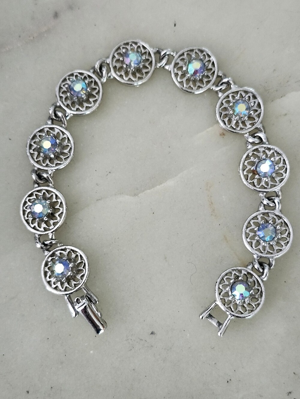 Vtg Coro Silver-Tone Aurora Borealis Rhinestone Circle Link Bracelet